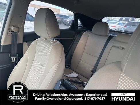 Used 2013 Hyundai Elantra GT image 11