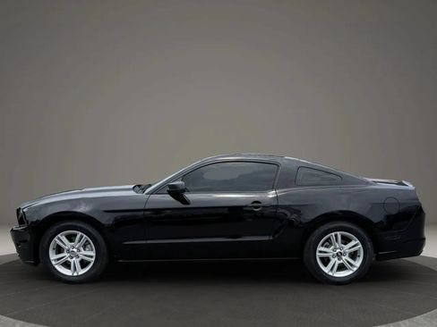 Used 2014 Ford Mustang Coupe RWD image 5
