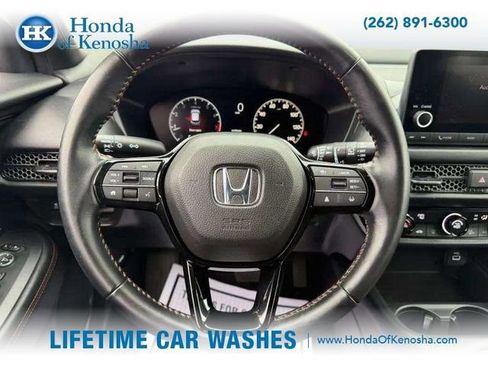 Used 2025 Honda HR-V Sport image 12