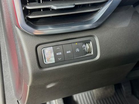 Used 2024 GMC Acadia AT4 w/ Luxury Package image 12