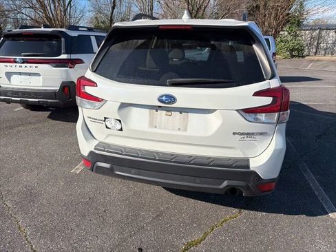 Used 2020 Subaru Forester Limited w/ Popular Package #3 image 6