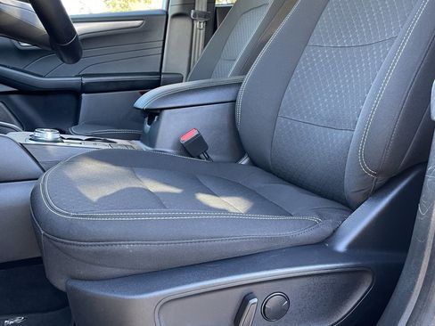 Used 2024 Ford Escape Active image 21