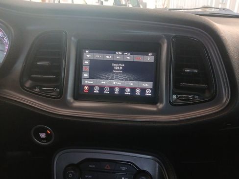 Used 2023 Dodge Challenger SXT RWD image 17