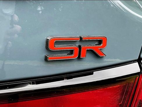 Used 2024 Nissan Sentra SR w/ SR Premium Package FWD image 27