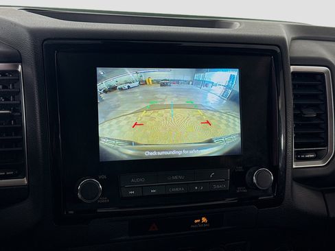 Used 2022 Nissan Frontier SV image 19