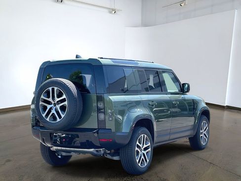 New 2026 Land Rover Defender 110 S AWD/4WD image 4