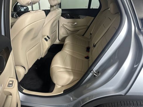 Certified 2021 Mercedes-Benz GLC 300 image 23