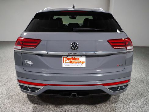 Used 2020 Volkswagen Atlas Cross Sport SEL Premium R-Line image 8