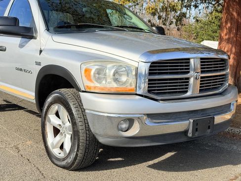 Used 2006 Dodge Ram 1500 Truck SLT image 20