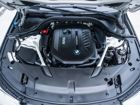 Used 2018 BMW 640i Gran Turismo xDrive w/ M Sport Package image 34