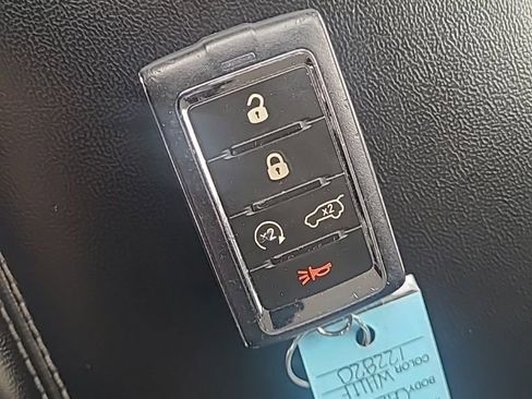 Used 2021 Jeep Grand Cherokee L Limited w/ Luxury Tech Group II image 27