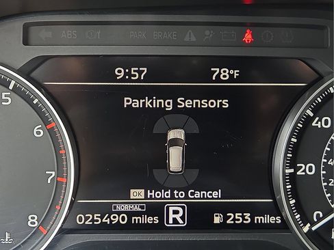 Used 2025 Mitsubishi Outlander SE AWD/4WD image 23
