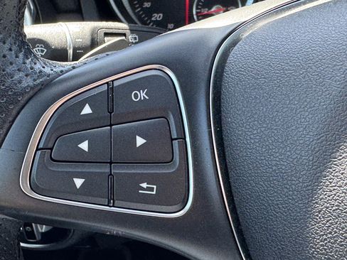 Used 2020 Mercedes-Benz GLA 250 w/ Convenience Package image 19