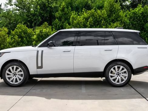 New 2026 Land Rover Range Rover Long Wheelbase SE AWD/4WD image 15