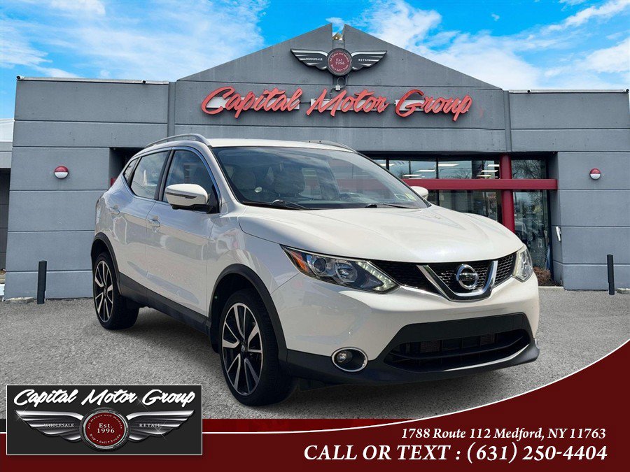 Used 2018 Nissan Rogue Sport SL FWD image 1