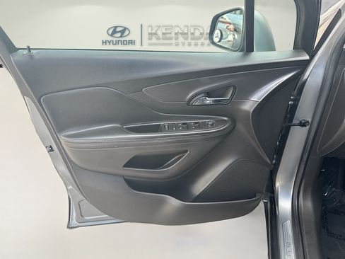 Used 2019 Buick Encore Preferred FWD image 17