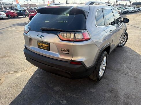 Used 2019 Jeep Cherokee Latitude w/ Popular Appearance Group FWD image 36