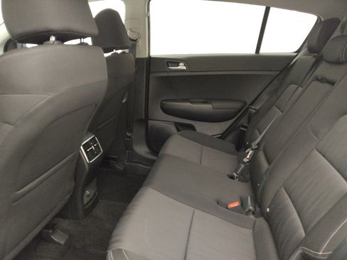 Used 2020 Kia Sportage LX AWD/4WD image 18