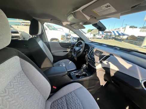 Used 2024 Chevrolet Equinox LS image 28