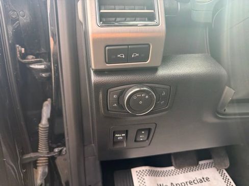 Used 2018 Ford F150 Platinum AWD/4WD image 24