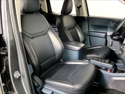 Used 2024 Ford Maverick Lariat w/ Black Appearance Package image 7