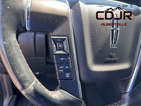 Used 2017 Lincoln Navigator L Reserve image 57