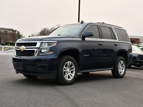 Used 2018 Chevrolet Tahoe LT image 3