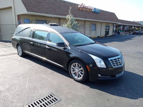 Used 2015 Cadillac XTS Hearse FWD image 4