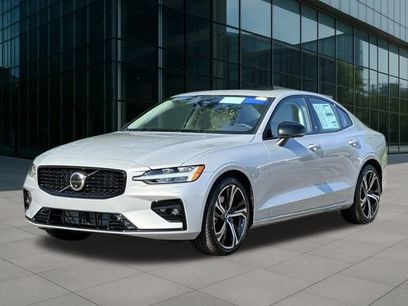 New 2024 Volvo S60 B5 Plus w/ Climate Package