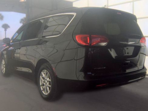 Used 2020 Chrysler Voyager Lxi FWD image 8
