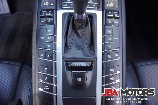 Used 2021 Porsche Macan Turbo w/ Premium Package Plus (PF0) AWD/4WD image 22