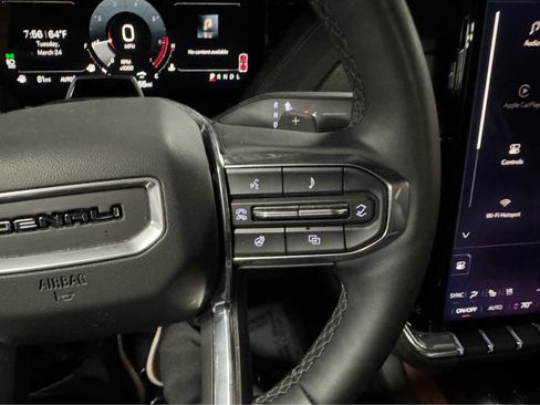 Certified 2025 GMC Yukon XL Denali w/ Denali Reserve Package image 22