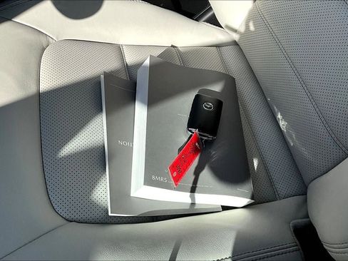 Used 2025 MAZDA CX-5 AWD 2.5 S w/ Preferred Package image 11