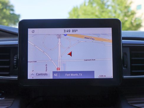 Used 2020 Ford Explorer Limited RWD image 36