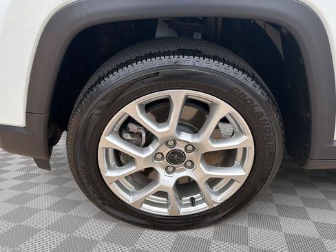Used 2025 Jeep Compass Limited AWD/4WD image 22