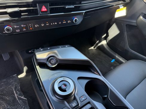 New 2026 Kia EV6 Wind RWD image 13