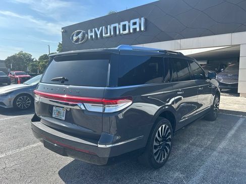 Used 2023 Lincoln Navigator L Black Label AWD/4WD image 12