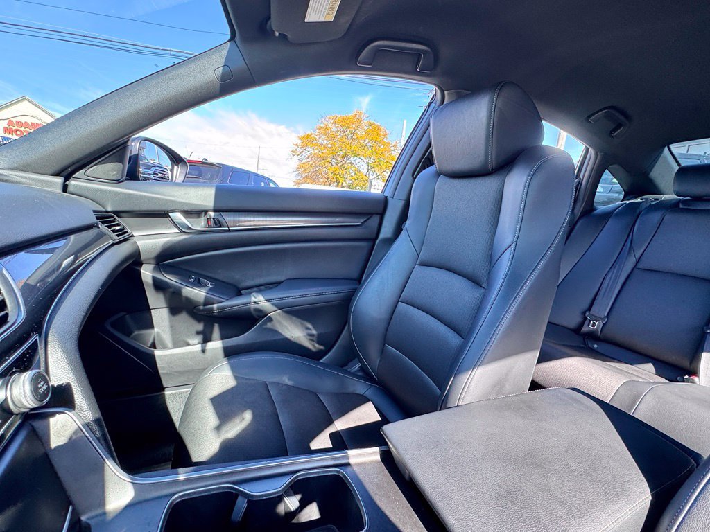 Used 2022 Honda Accord Sport image 15