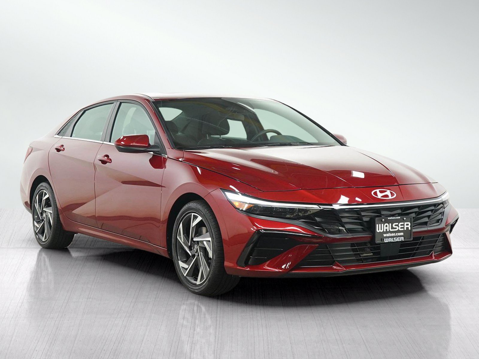 Used 2025 Hyundai Elantra SEL FWD image 7