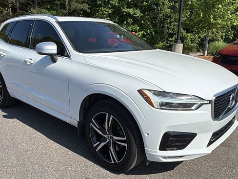 Used 2019 Volvo XC60 T5 R-Design w/ Protection Package FWD image 5