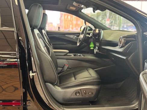 Used 2024 Chevrolet Blazer EV LT image 15