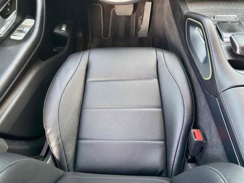 Used 2021 Mercedes-Benz GLE 350 4MATIC image 42