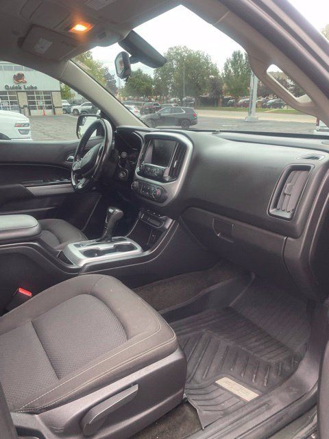 Used 2018 Chevrolet Colorado LT AWD/4WD image 4