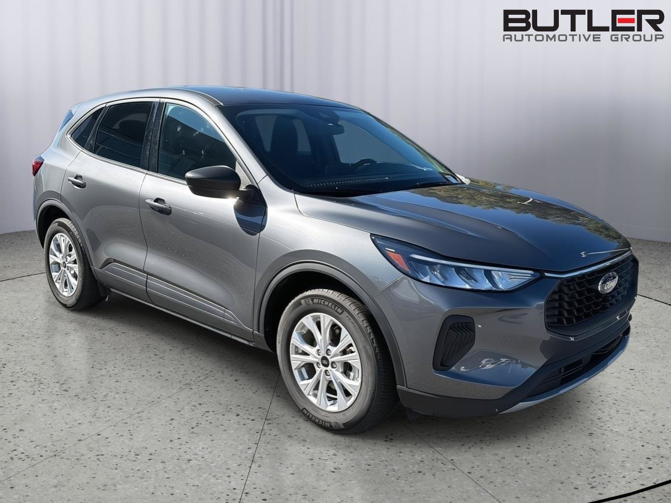 Certified 2025 Ford Escape Active FWD image 8