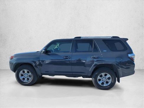 Used 2024 Toyota 4Runner SR5 Premium w/ Moonroof Package RWD image 7