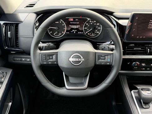 New 2026 Nissan Pathfinder SV AWD/4WD image 15