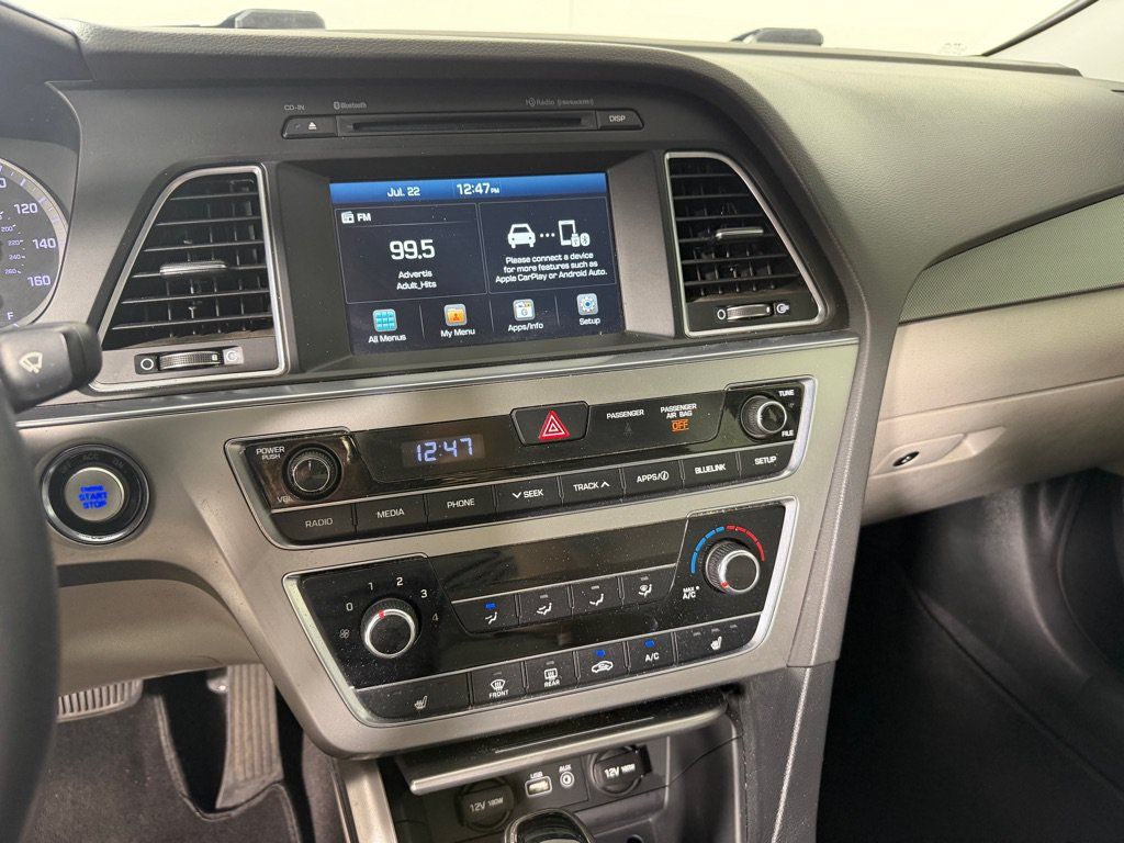Used 2016 Hyundai Sonata Sport w/ Option Group 1V FWD image 17