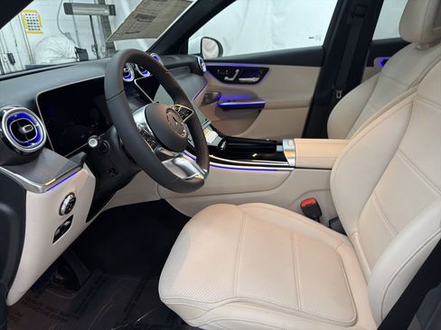 New 2026 Mercedes-Benz GLC 300 image 14