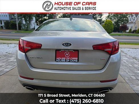 Used 2012 Kia Optima LX FWD image 5