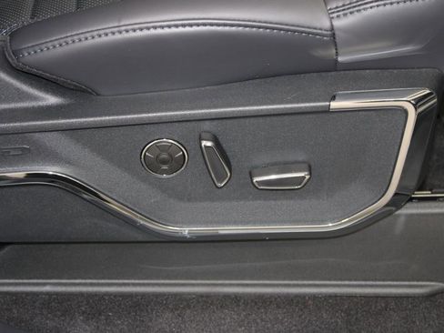 New 2025 Ford F150 Platinum w/ Equipment Group 702A High image 26